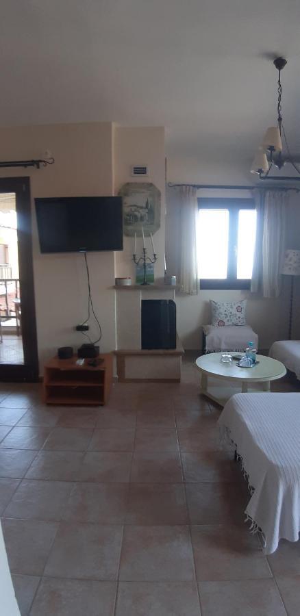Hill Blue Apartment Nikiti  Bagian luar foto